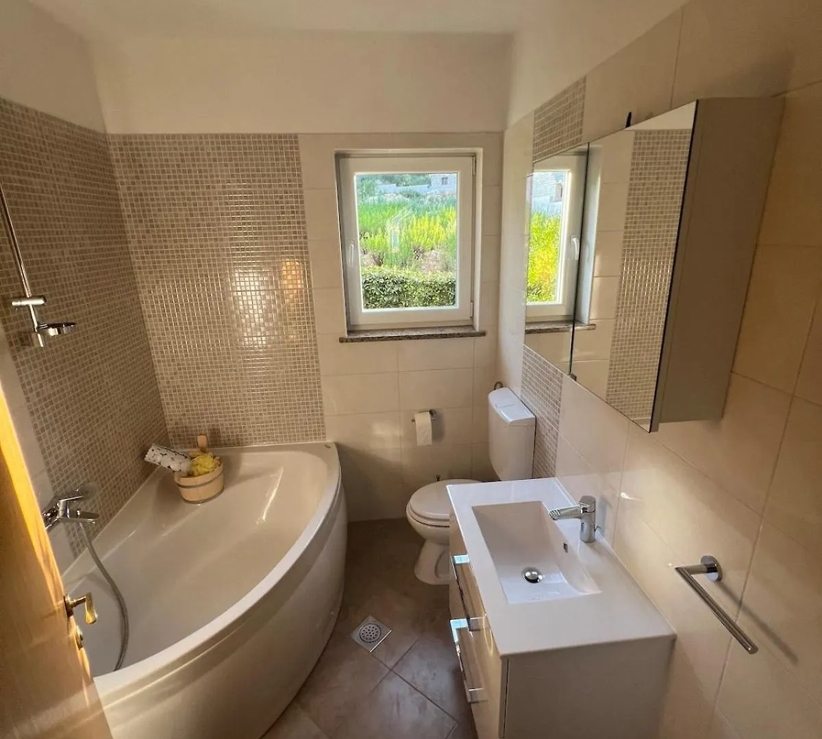 Holiday home Kuca Za Odmor Joy Villa Pridraga
